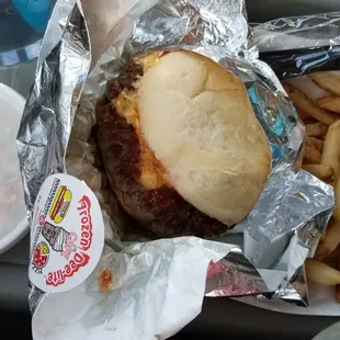 Cheeseburger, fries and cole slaw