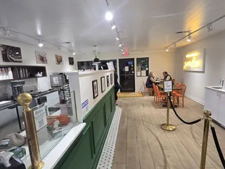 Sweet Savannah's Frozen Yogurt & Toppings
