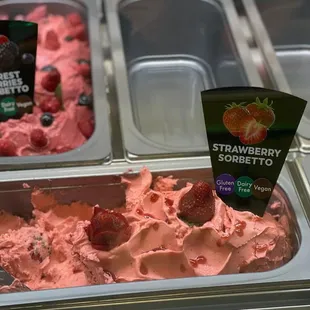 strawberry sorbetto