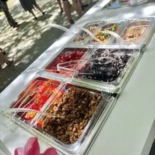 You can customize your topping bar!