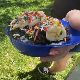 We can customize your cups. This baseball hats cups were a hit!