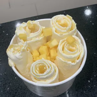 Create Your Own Ice Cream (Mango)