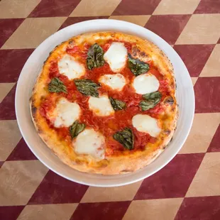 This is a pizza for the true connoisseur of authentic pizza Napolitano. Crafted to the strict guidelines from Naples, Italy.