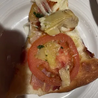 Applewood Smoked Bacon, Artichoke & Roma Tomato Pizza