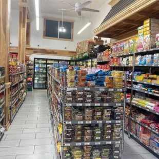 a grocery store aisle