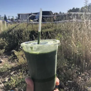 Apple juice, banana &amp; pear w/ spirulina