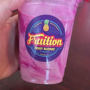 Strawberry banana oat smoothie