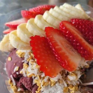 Organic acai bowl