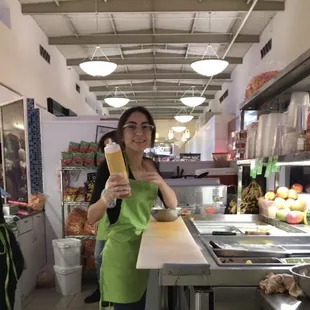 This little beauty worked quickly and was organized and kept her work area very clean and got new gloves as needed. Service was fast.