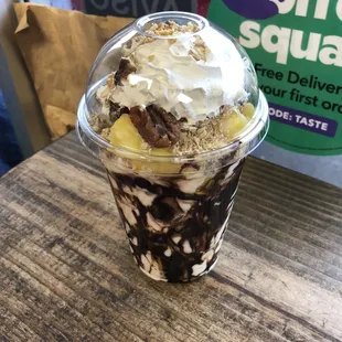 Fruit and sweet cream