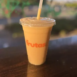 20 oz mango smoothie with coconut milk