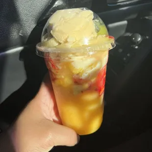 Obsessed: cholado with mango base
