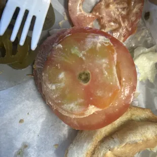 Couldn&apos;t give me at least a better tomato