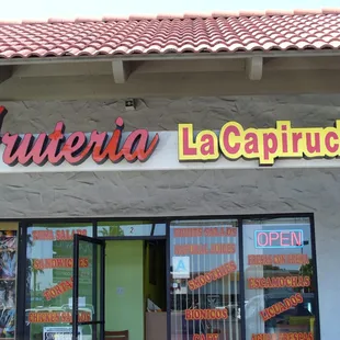 Fruteria La Capirucha is deli similar to the ones in Mexico City.