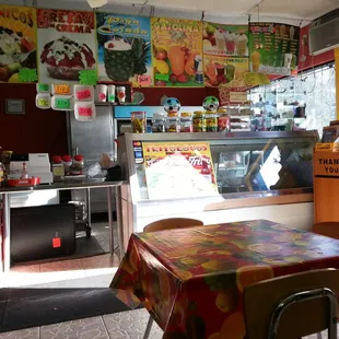 Clean place. Friendly staff. The bionico is delicious