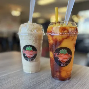 Mangoneada and Raspado de Coco