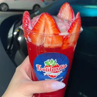 Strawberry shaved ice with lechera