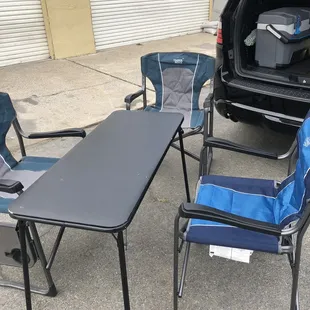 We came prepared with our own seating.