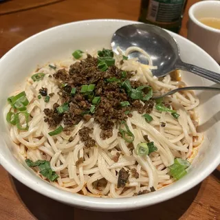 Dan Dan Noddles with Spicy Sesame Sauce