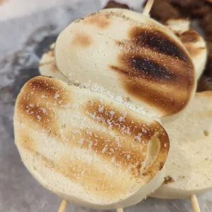 Grilled bun with sugar sprinkles