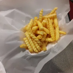 Crinkle cut fries
