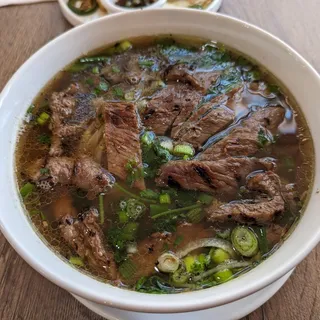 Pho grilled skirt steak