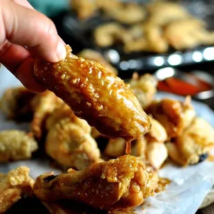 Honey wing