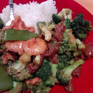 Plated at home: Beef Broccoli and Chicken with Mixed Vegetables