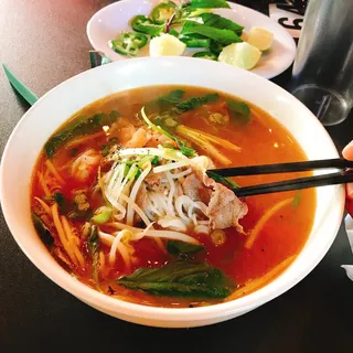 P7. Tom Yummee Pho