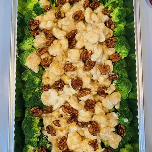 Honey walnut shrimp party tray (large)