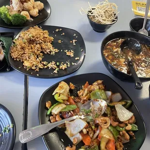 Honey Walnut Shrimp, Fried Rice (Full), 33. Cashew Chicken, 11. Hot and Sour Soup