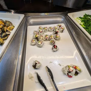 sushi and sashimi, interior