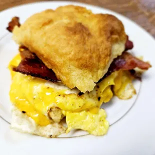 Bacon, egg and cheese biscuit breakfast sandwich
