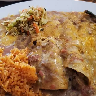 2 enchiladas and relleno