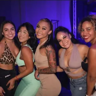 ARTISTRY NIGHT CLUB 461 COOKE STREET