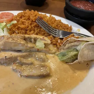 Chicken Encremades - basically a chicken fajita meat covered in cream sauce.
