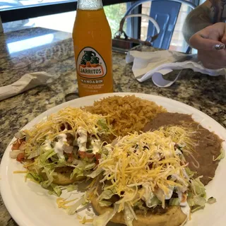Sopes Plate