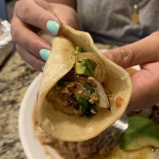 Camarones al Mojo de Ajo Plate