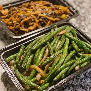 chicken and green beans and shredded pork with spicy garlic sauce with barely any pork