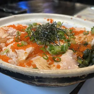 Salmon meshi