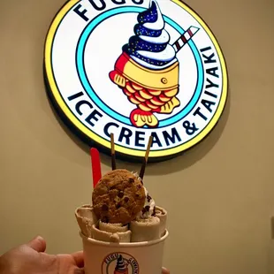 Chips Ahoy Ice cream roll