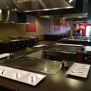 New grill table area