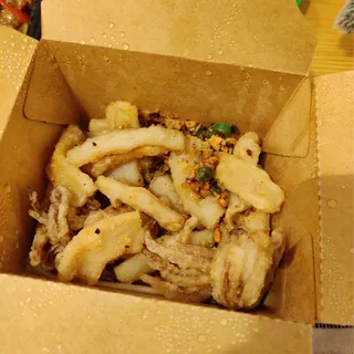 Salt and Pepper Calamari (G)