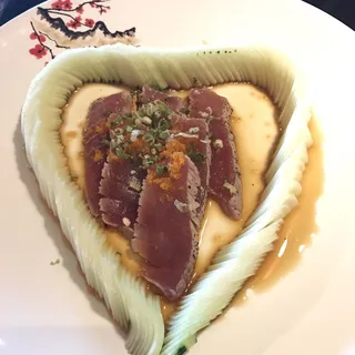 Seared Tuna Tataki