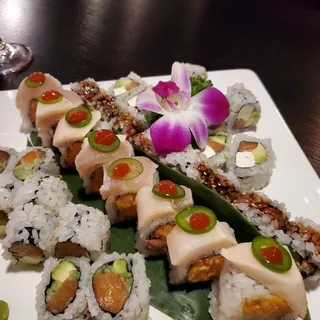 Salmon Roll(6)