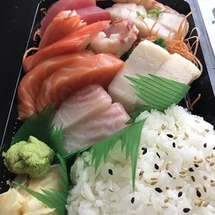 Chirashi entree