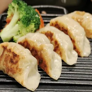 food, ramen and noodles