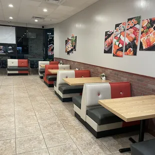sushi and sashimi, interior