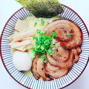 ramen and noodles, food