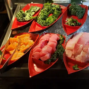 Variety of Sashimi || IG: @misspiggyeats